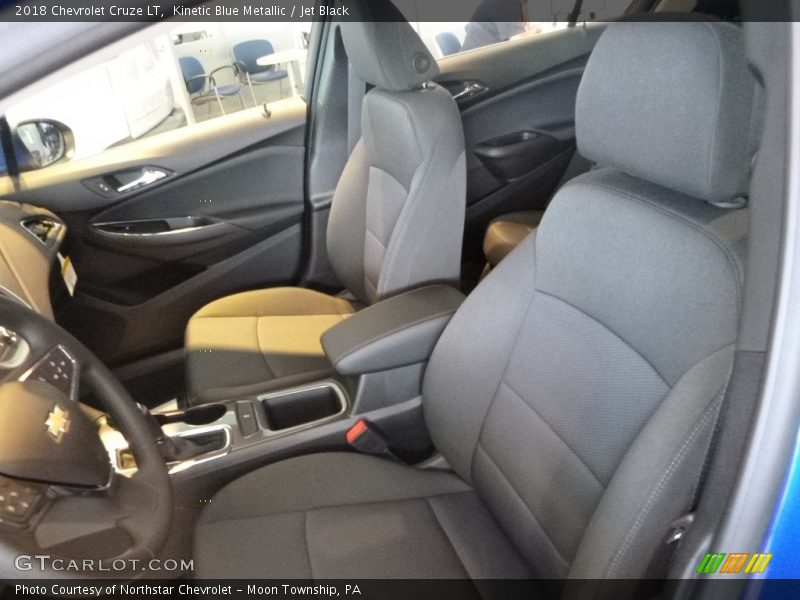 Kinetic Blue Metallic / Jet Black 2018 Chevrolet Cruze LT