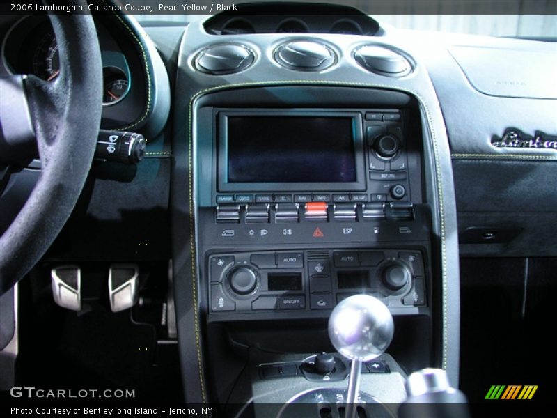 multimedia and navigation system. - 2006 Lamborghini Gallardo Coupe