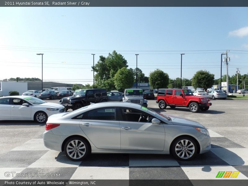 Radiant Silver / Gray 2011 Hyundai Sonata SE