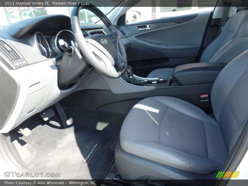 Radiant Silver / Gray 2011 Hyundai Sonata SE