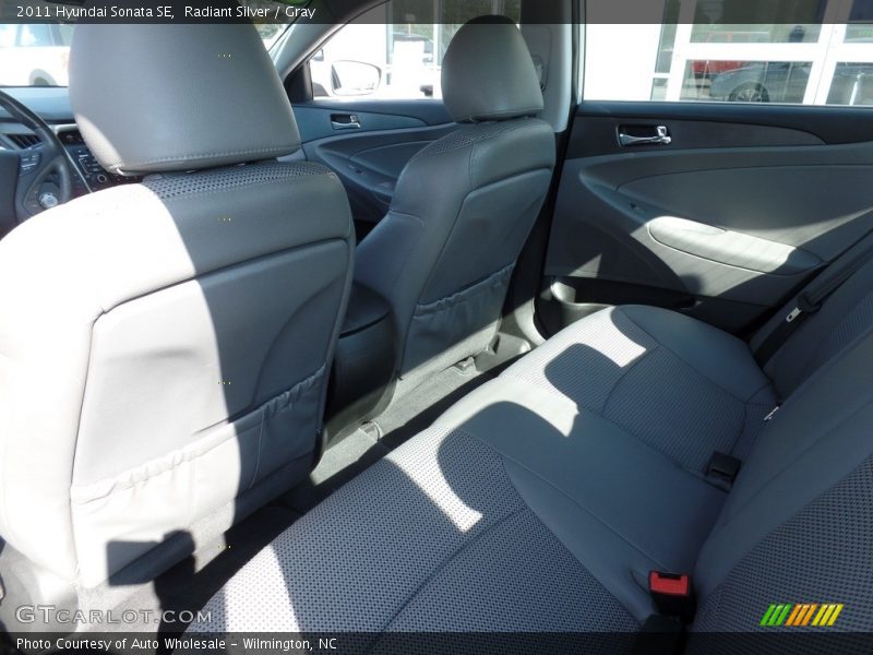Radiant Silver / Gray 2011 Hyundai Sonata SE