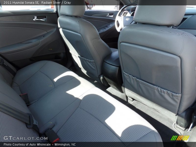 Radiant Silver / Gray 2011 Hyundai Sonata SE