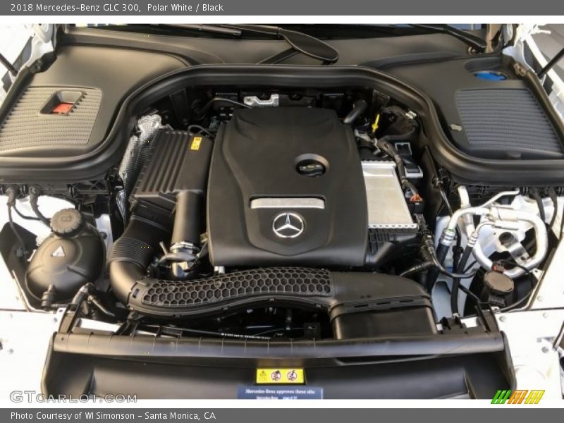 Polar White / Black 2018 Mercedes-Benz GLC 300