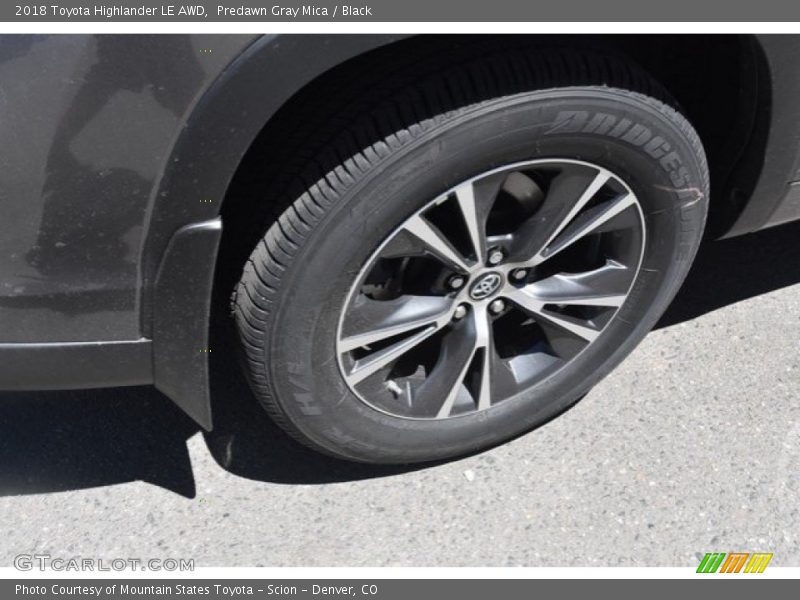 Predawn Gray Mica / Black 2018 Toyota Highlander LE AWD