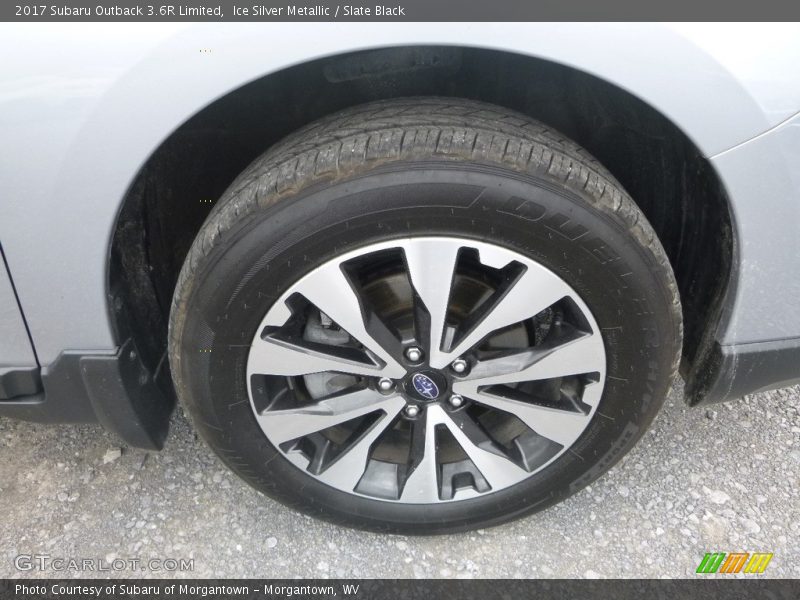 Ice Silver Metallic / Slate Black 2017 Subaru Outback 3.6R Limited