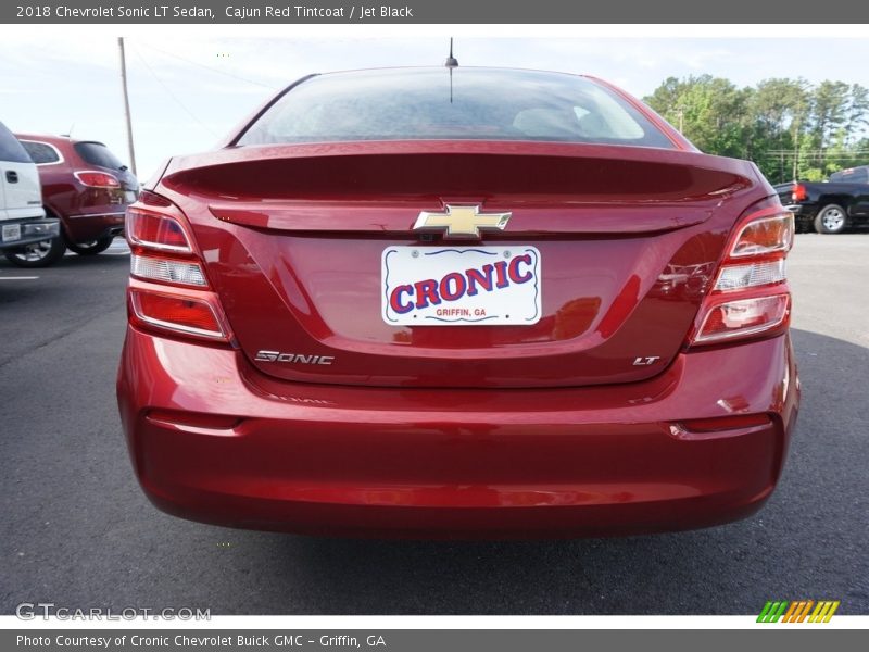Cajun Red Tintcoat / Jet Black 2018 Chevrolet Sonic LT Sedan