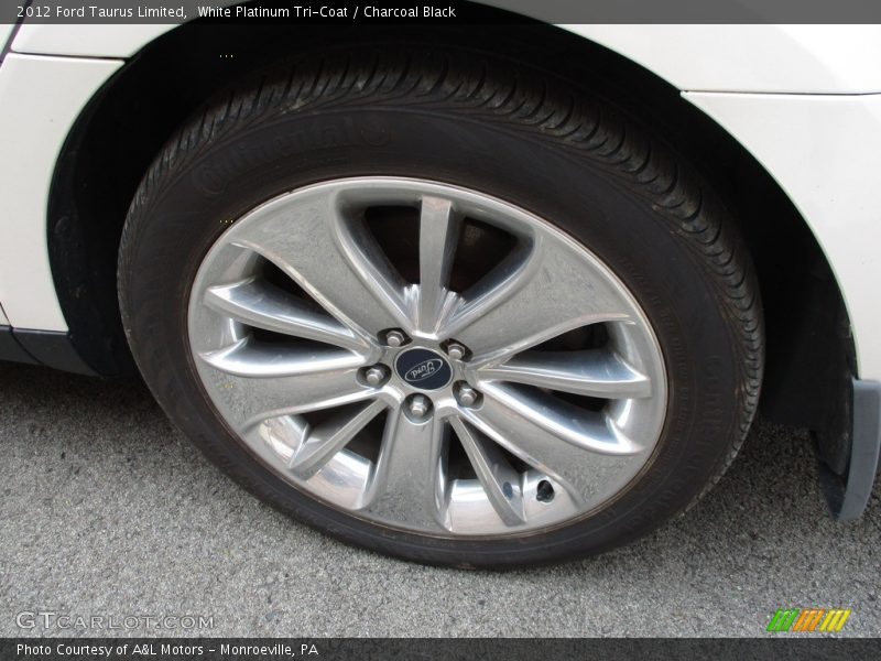 White Platinum Tri-Coat / Charcoal Black 2012 Ford Taurus Limited