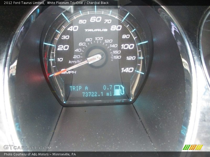 White Platinum Tri-Coat / Charcoal Black 2012 Ford Taurus Limited