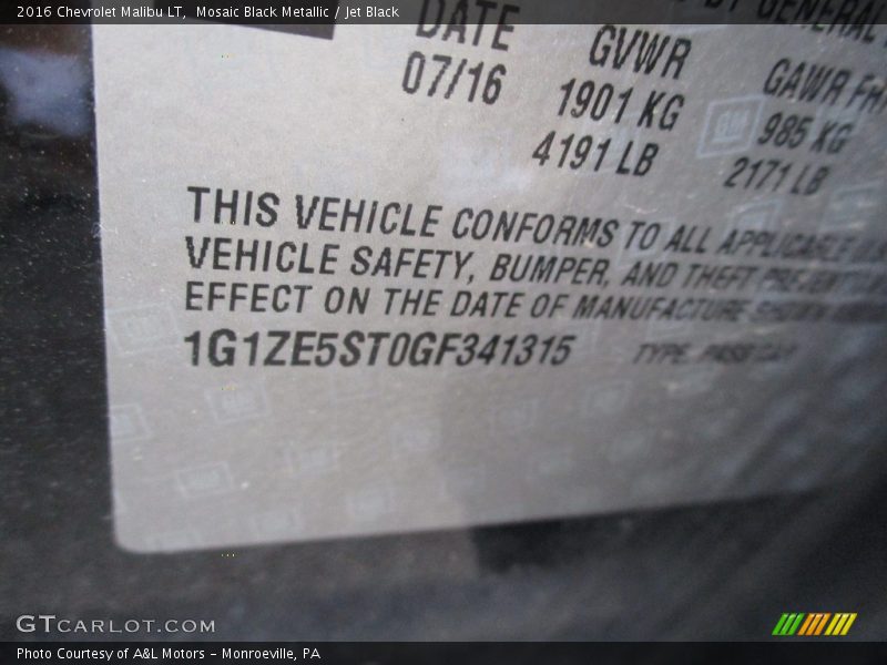 Mosaic Black Metallic / Jet Black 2016 Chevrolet Malibu LT