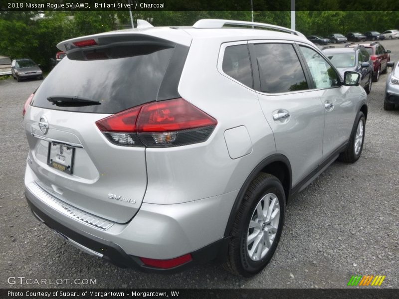 Brilliant Silver / Charcoal 2018 Nissan Rogue SV AWD