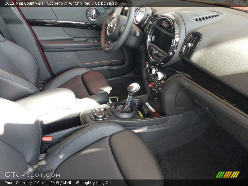 Chili Red / Carbon Black 2019 Mini Countryman Cooper S All4