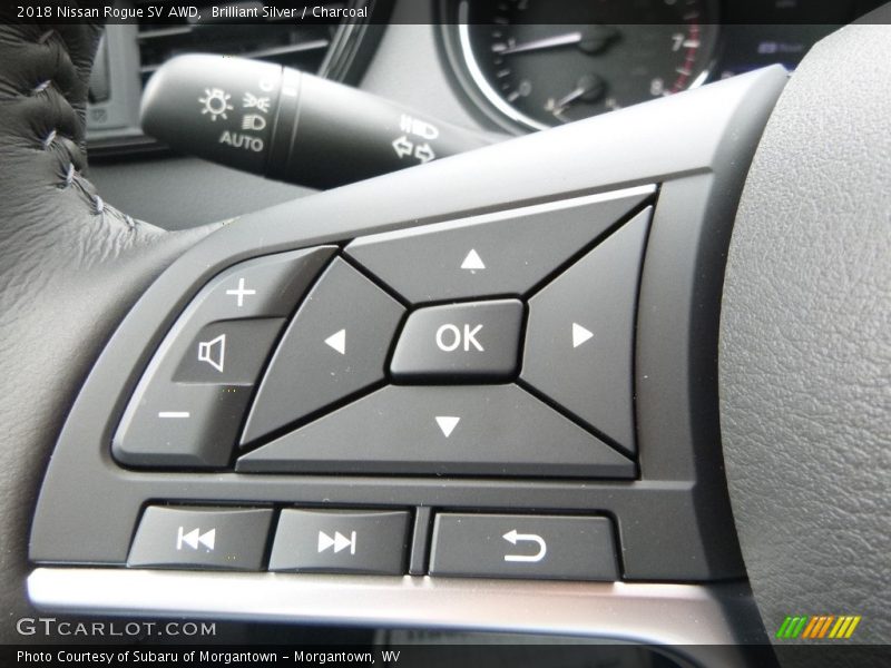 Brilliant Silver / Charcoal 2018 Nissan Rogue SV AWD