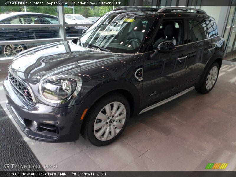 Front 3/4 View of 2019 Countryman Cooper S All4