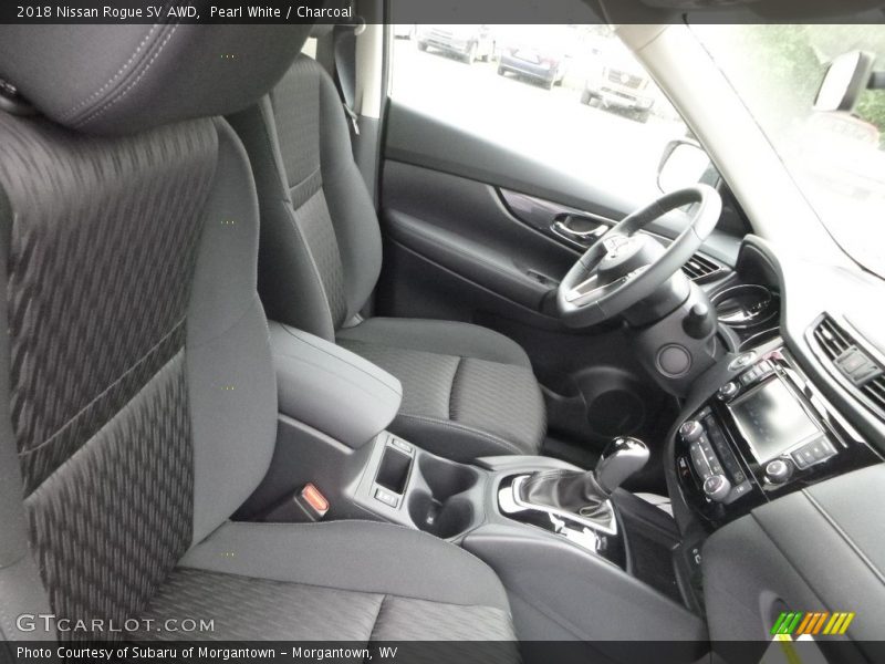 Pearl White / Charcoal 2018 Nissan Rogue SV AWD