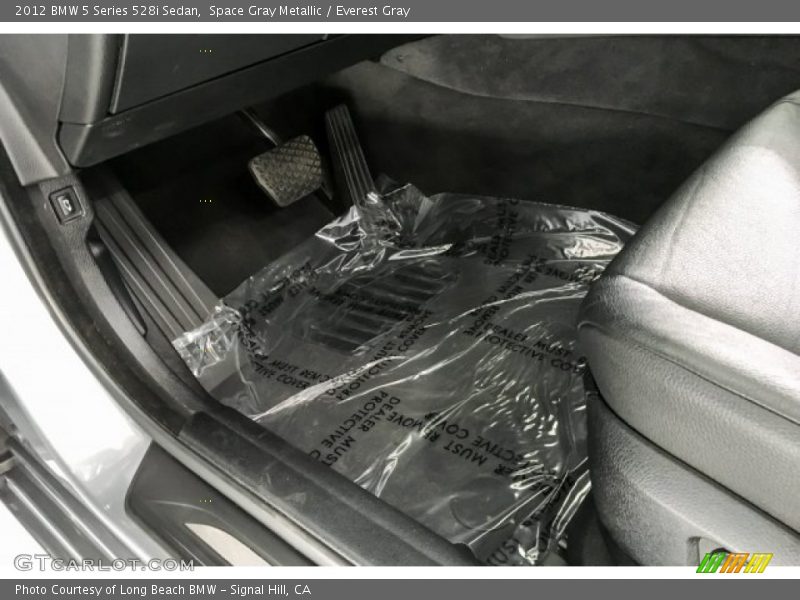 Space Gray Metallic / Everest Gray 2012 BMW 5 Series 528i Sedan