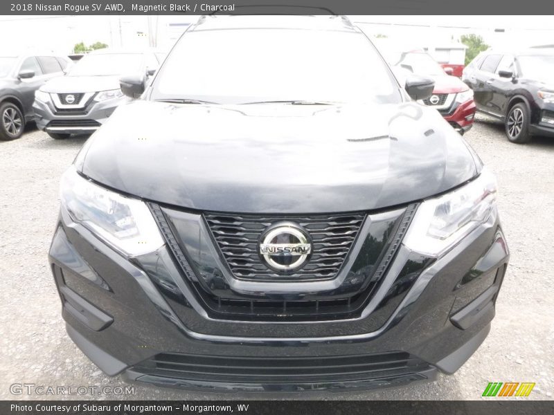 Magnetic Black / Charcoal 2018 Nissan Rogue SV AWD