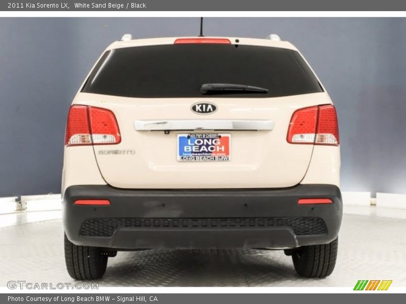 White Sand Beige / Black 2011 Kia Sorento LX