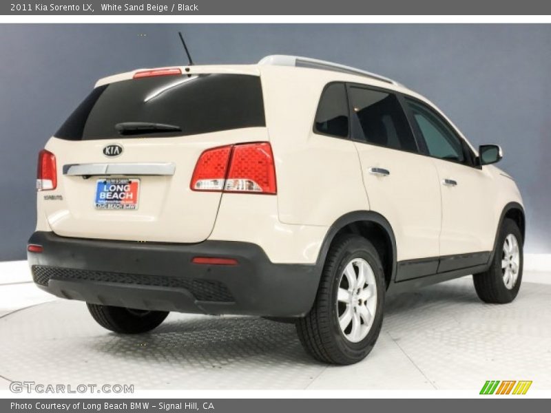 White Sand Beige / Black 2011 Kia Sorento LX