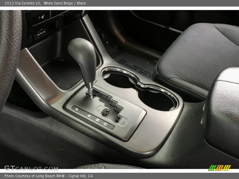 White Sand Beige / Black 2011 Kia Sorento LX