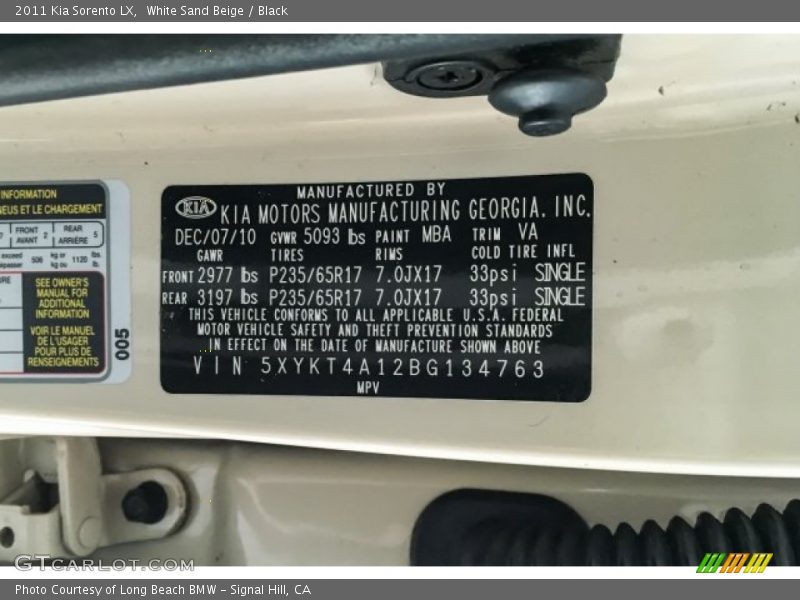 White Sand Beige / Black 2011 Kia Sorento LX