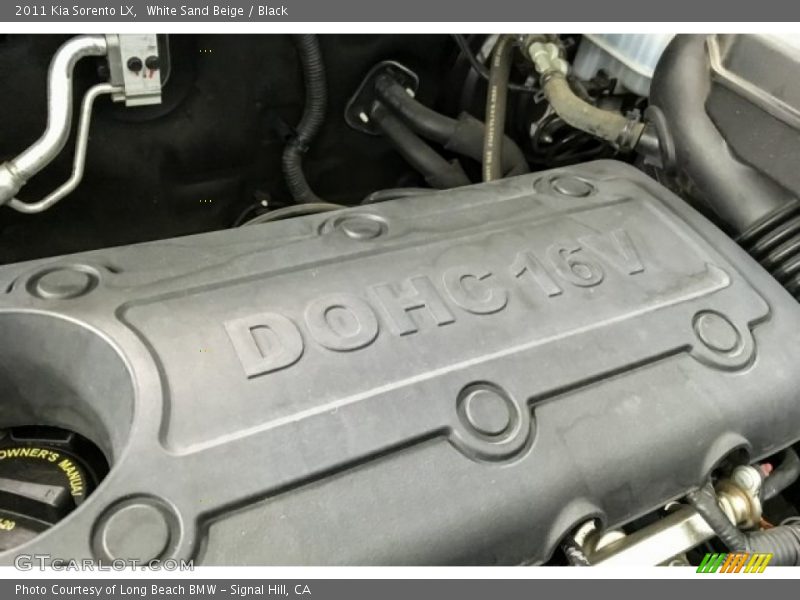 White Sand Beige / Black 2011 Kia Sorento LX
