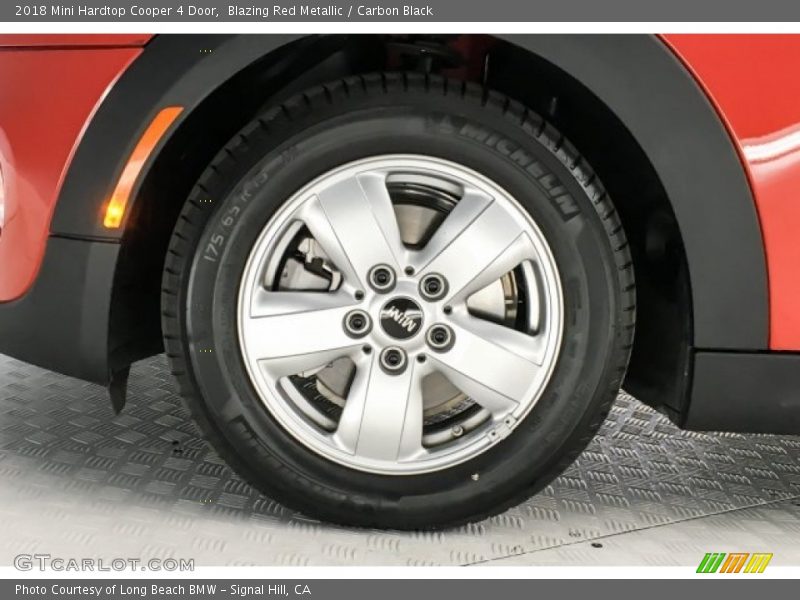 Blazing Red Metallic / Carbon Black 2018 Mini Hardtop Cooper 4 Door