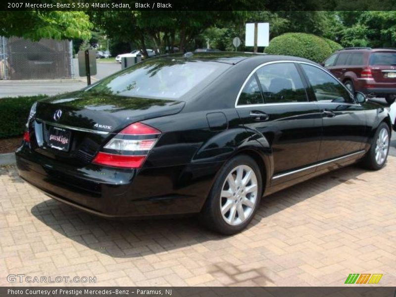 Black / Black 2007 Mercedes-Benz S 550 4Matic Sedan