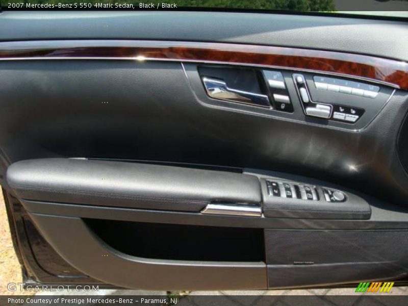 Black / Black 2007 Mercedes-Benz S 550 4Matic Sedan