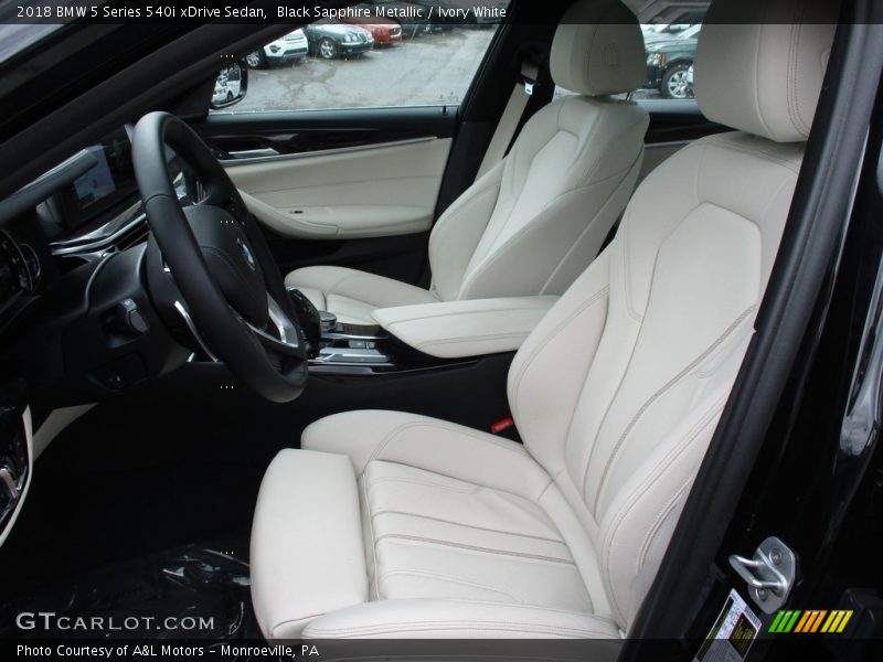 Black Sapphire Metallic / Ivory White 2018 BMW 5 Series 540i xDrive Sedan