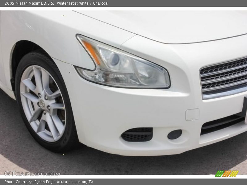 Winter Frost White / Charcoal 2009 Nissan Maxima 3.5 S