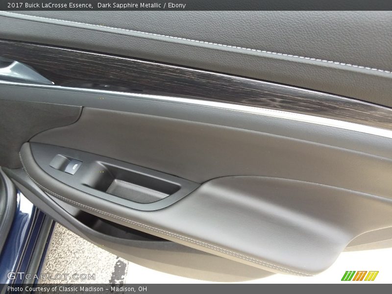 Dark Sapphire Metallic / Ebony 2017 Buick LaCrosse Essence