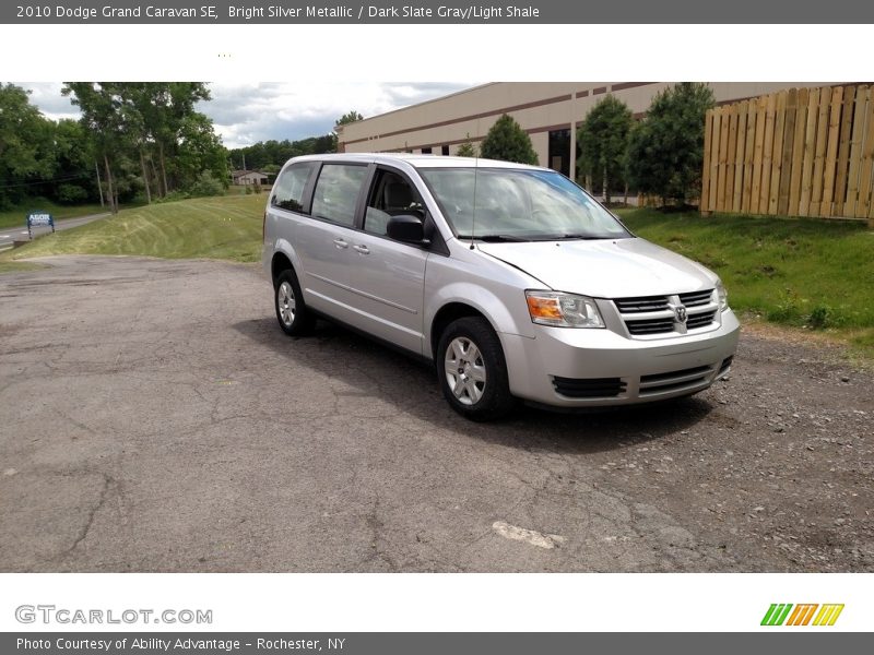 Bright Silver Metallic / Dark Slate Gray/Light Shale 2010 Dodge Grand Caravan SE
