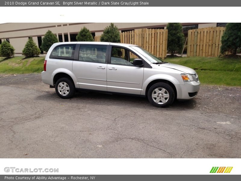 Bright Silver Metallic / Dark Slate Gray/Light Shale 2010 Dodge Grand Caravan SE