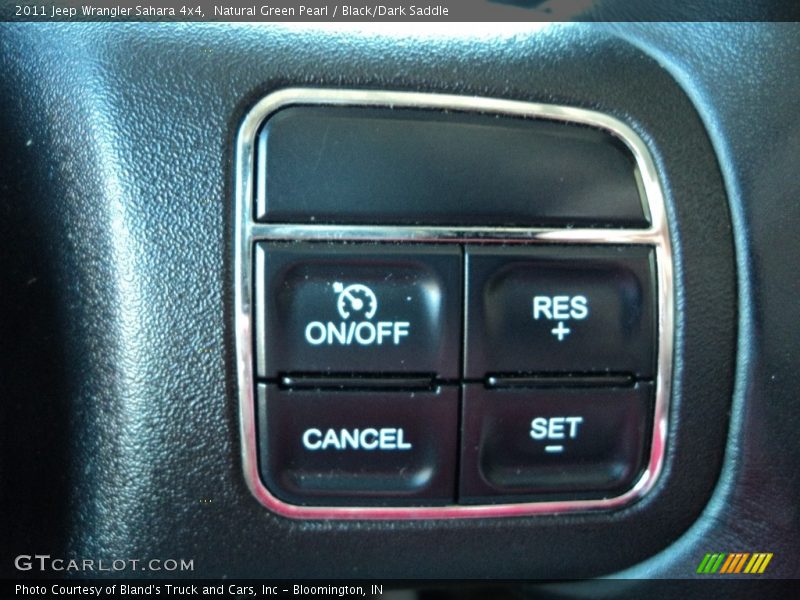 Natural Green Pearl / Black/Dark Saddle 2011 Jeep Wrangler Sahara 4x4