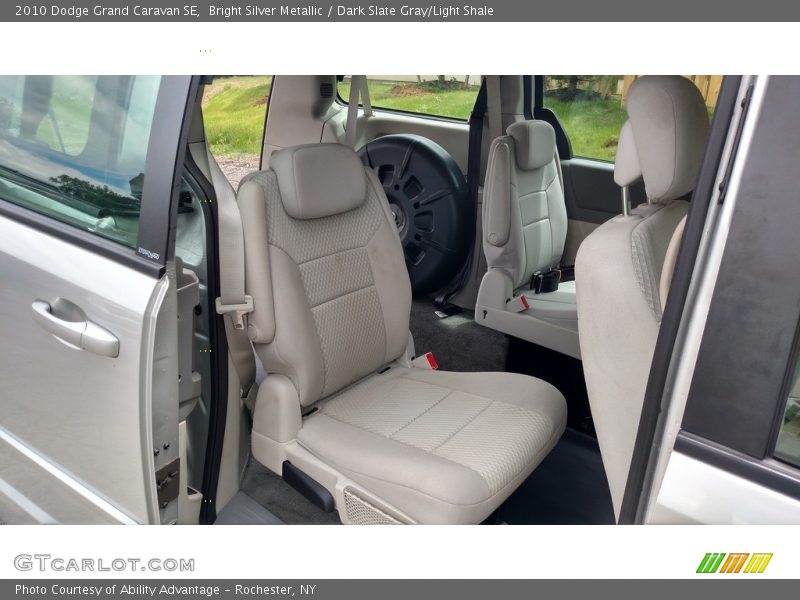 Bright Silver Metallic / Dark Slate Gray/Light Shale 2010 Dodge Grand Caravan SE