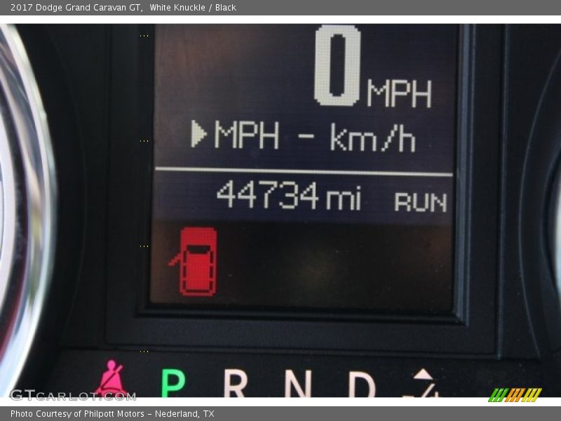 White Knuckle / Black 2017 Dodge Grand Caravan GT