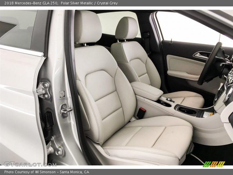 Polar Silver Metallic / Crystal Grey 2018 Mercedes-Benz GLA 250