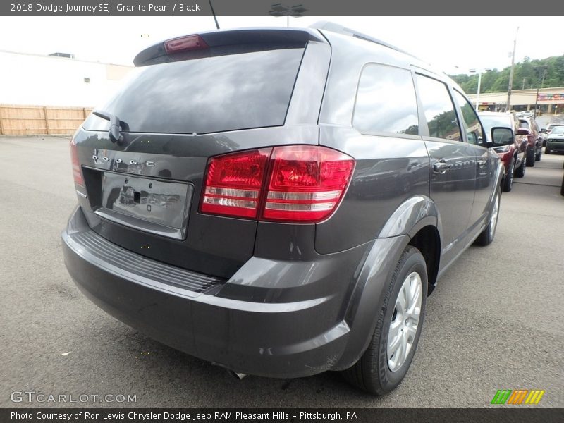 Granite Pearl / Black 2018 Dodge Journey SE