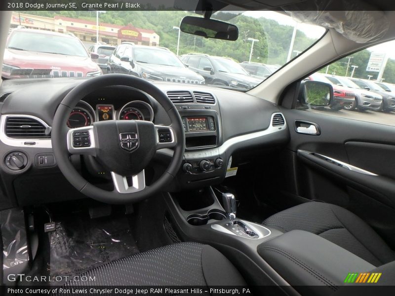 Granite Pearl / Black 2018 Dodge Journey SE