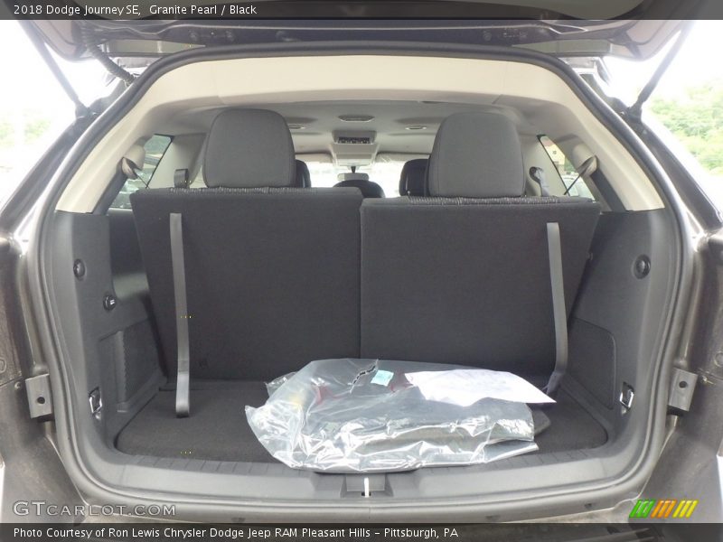 Granite Pearl / Black 2018 Dodge Journey SE