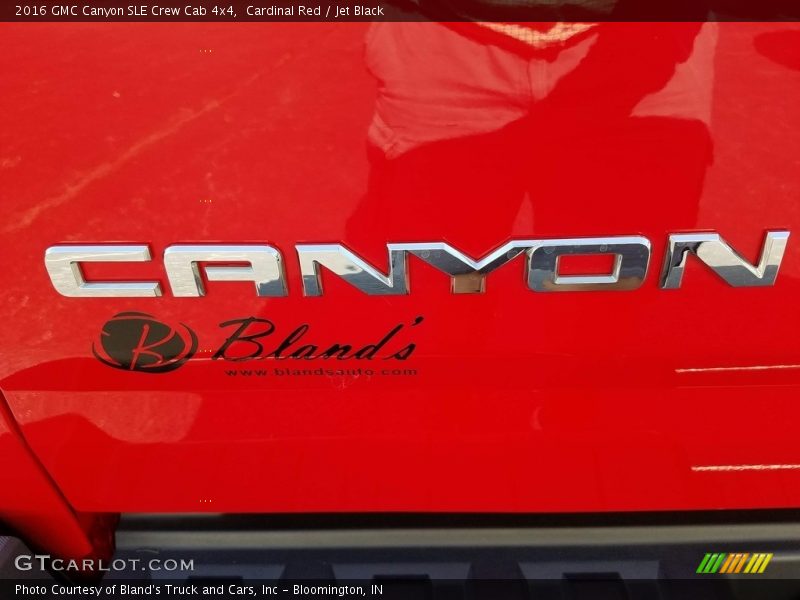 Cardinal Red / Jet Black 2016 GMC Canyon SLE Crew Cab 4x4