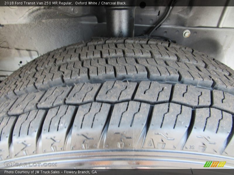 Oxford White / Charcoal Black 2018 Ford Transit Van 250 MR Regular
