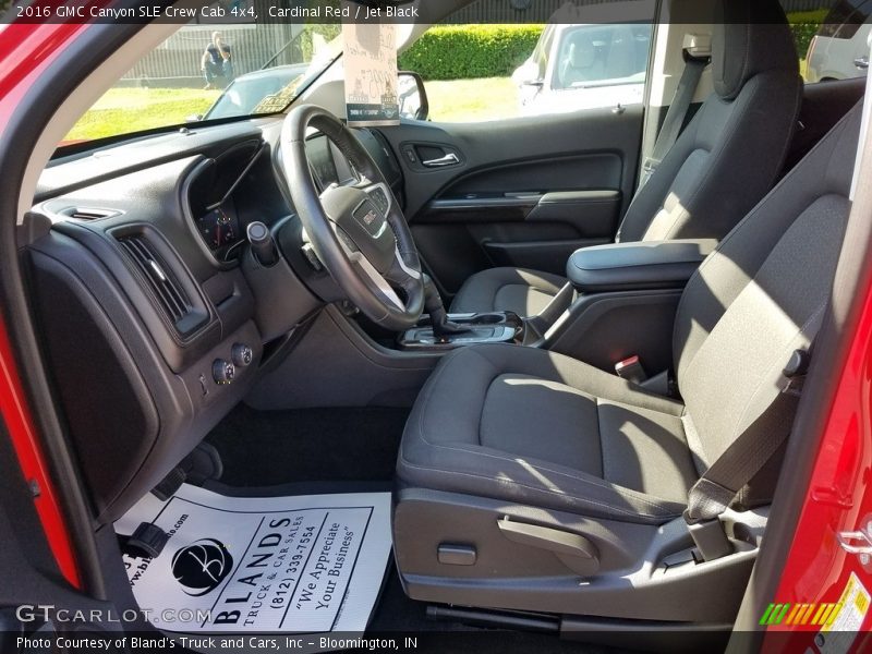 Cardinal Red / Jet Black 2016 GMC Canyon SLE Crew Cab 4x4