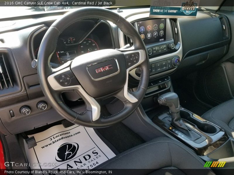 Cardinal Red / Jet Black 2016 GMC Canyon SLE Crew Cab 4x4