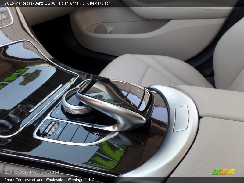 Polar White / Silk Beige/Black 2015 Mercedes-Benz C 300