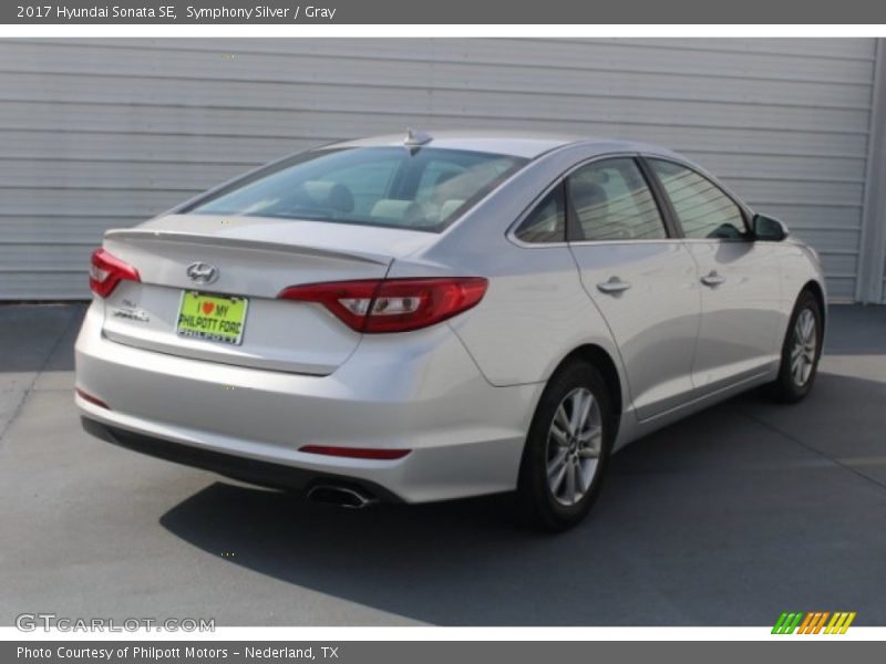 Symphony Silver / Gray 2017 Hyundai Sonata SE
