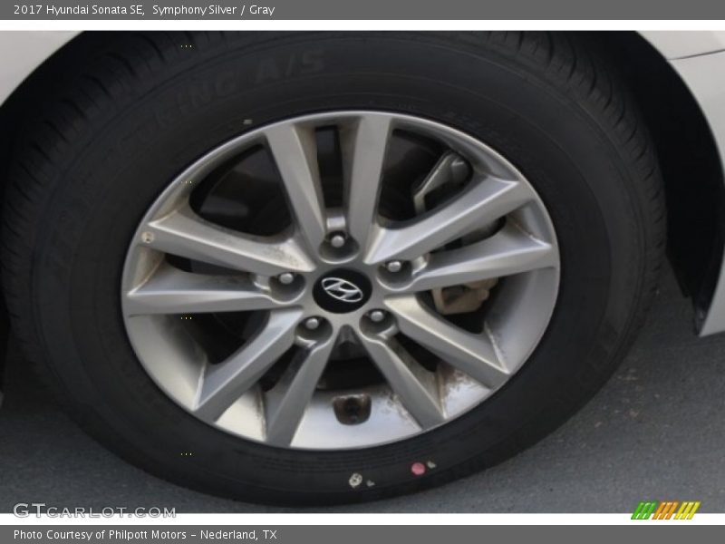 Symphony Silver / Gray 2017 Hyundai Sonata SE