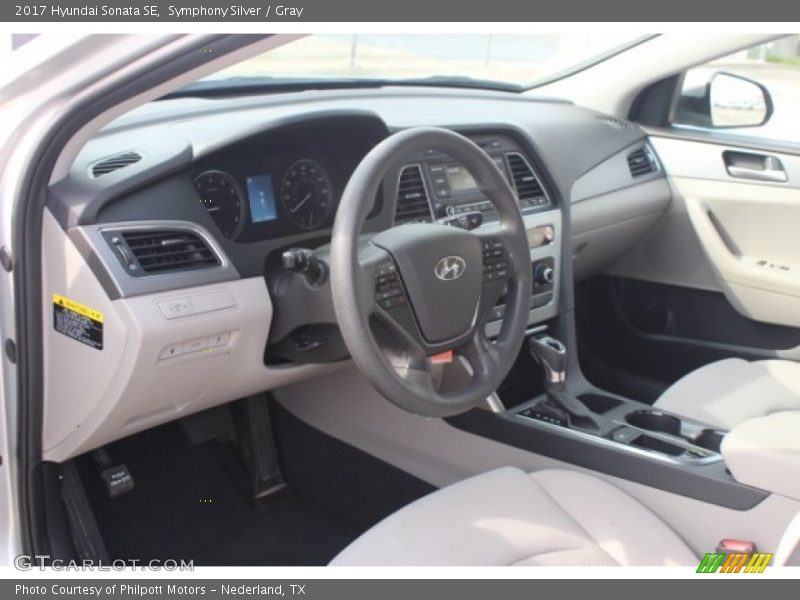 Symphony Silver / Gray 2017 Hyundai Sonata SE