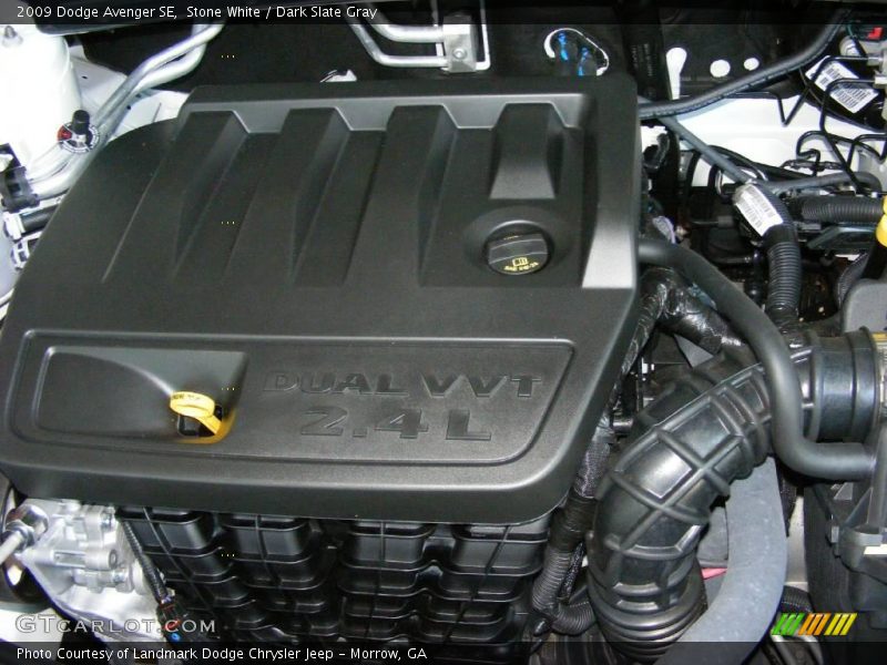 Stone White / Dark Slate Gray 2009 Dodge Avenger SE