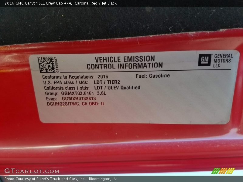 Cardinal Red / Jet Black 2016 GMC Canyon SLE Crew Cab 4x4